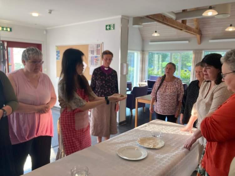 Womanhood i Oltedal kirke