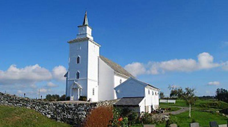 Torvastad kirke. Foto: karmoykirken.no