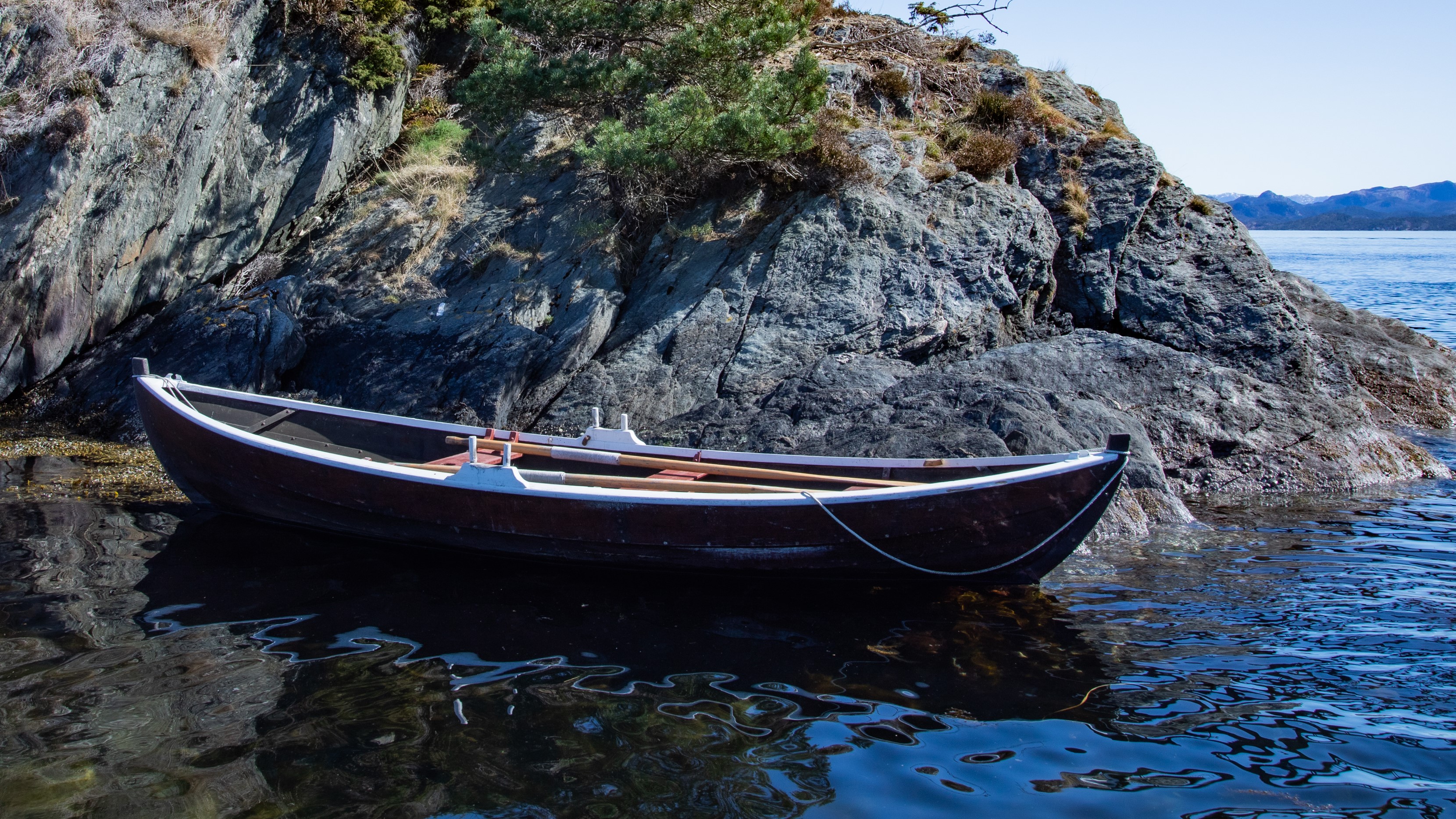 «Stafettpinnen» er en robåt som er utlånt fra Engøyholmen kystkultursenter. Foto: Andrea Rocha