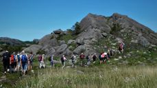 Vandringa er delt inn i ni etappar. Du kan vera med på alle, eller vera med på nokre etappar og ta resten på eiga hand. Foto: Marit Fimland