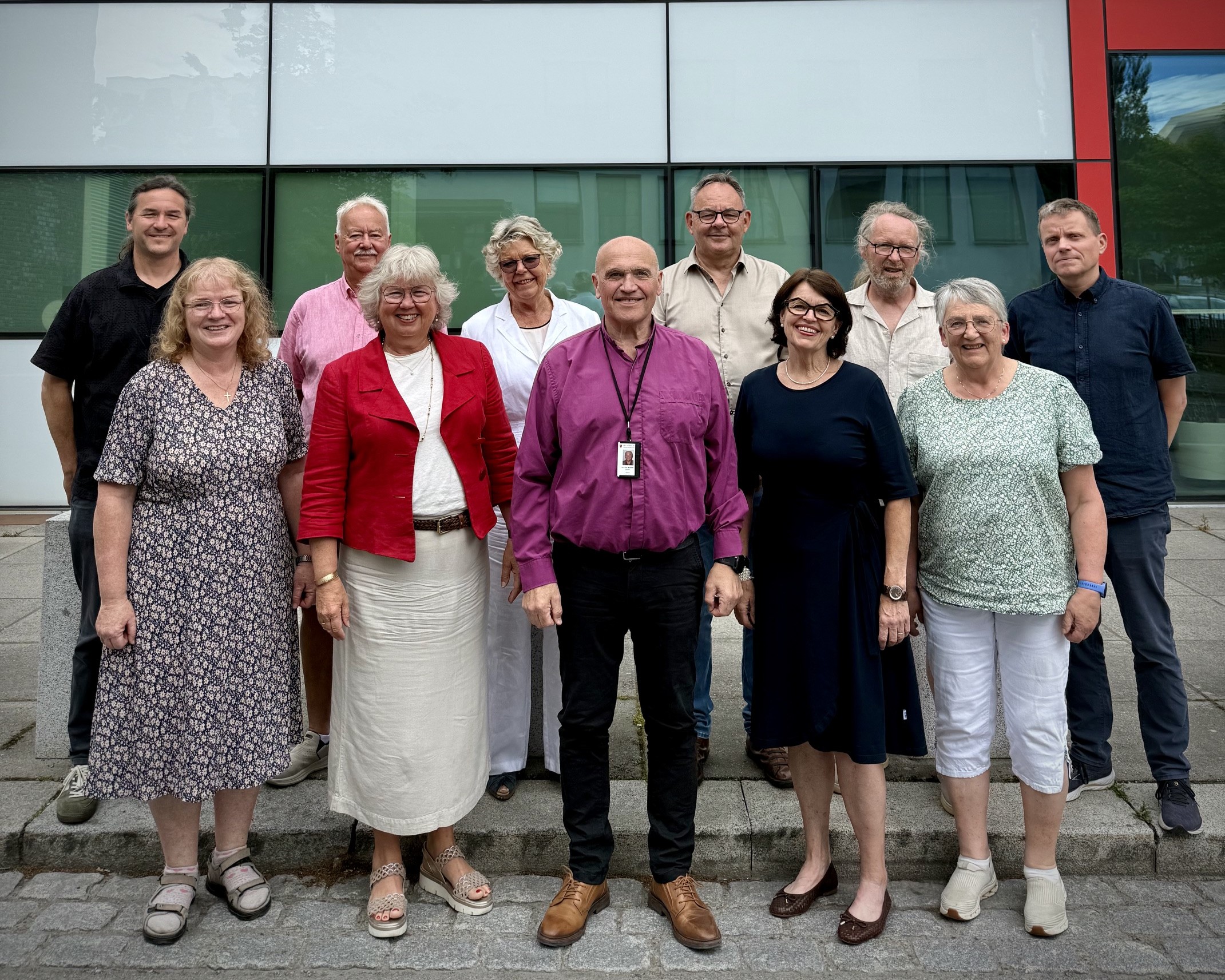 Denne gjengen jobber nå med bispeprosessen. Fra venstre Ole Hafell, Ingjerd Breian Hedberg, Roar Olsen, Lill Tone Grahl-Jacobsen, Ellen Elisabeth Wisløff, Jan Otto Myrseth, Petter Holm, Gunnbjørg Furuset, Frode Magnar Andersen, Anne  Gerd Jorde og Aslak Wegge.