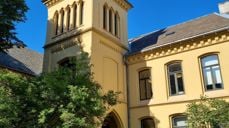 Oslo bispegård er nok en gang i kirkelig eie etter at Dnke overtok eierskapet fra Statsbygg