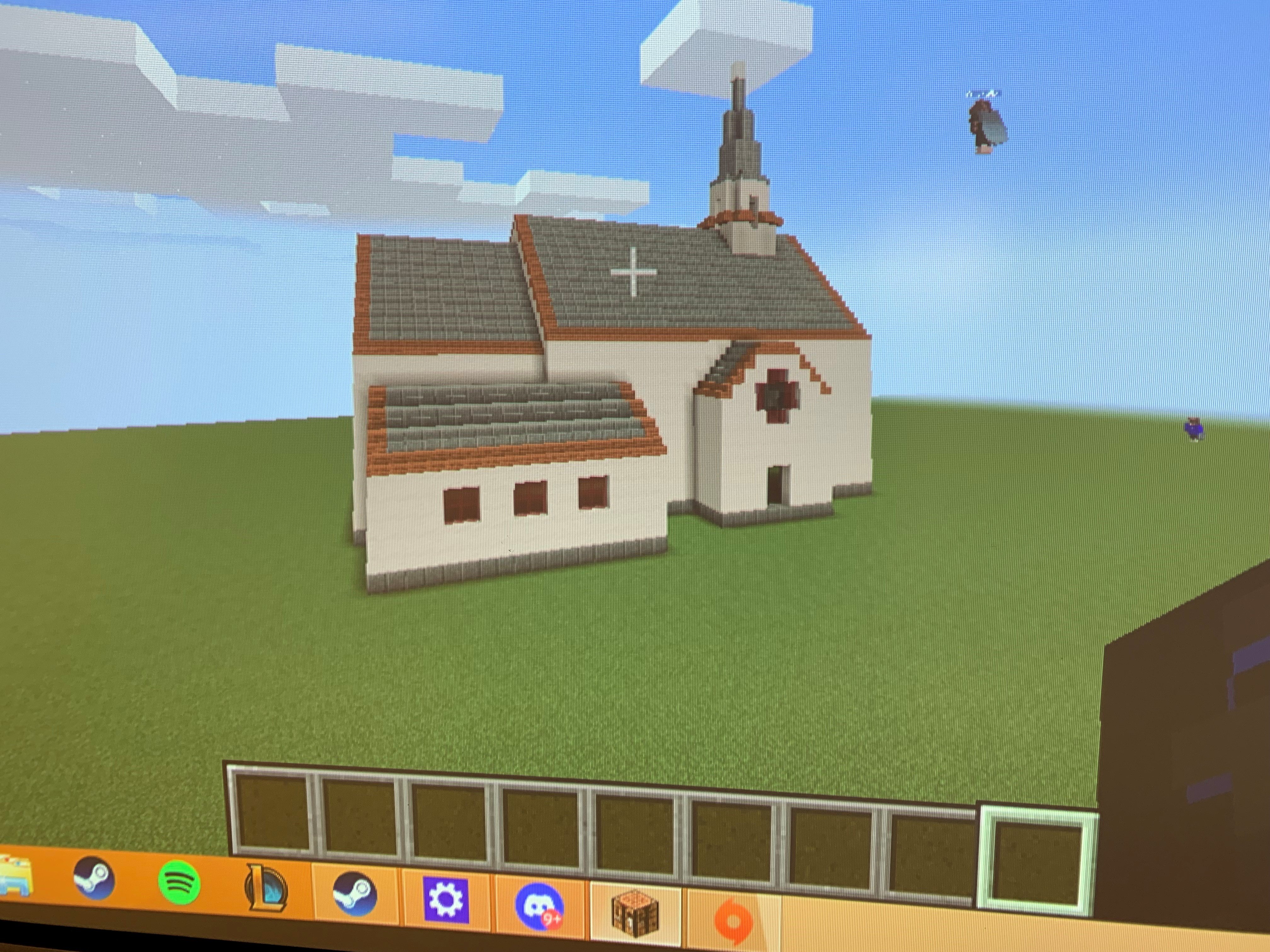 Bli med å bygg Ørland Kirke i Minecraft! IP-adresse er lagt ut.