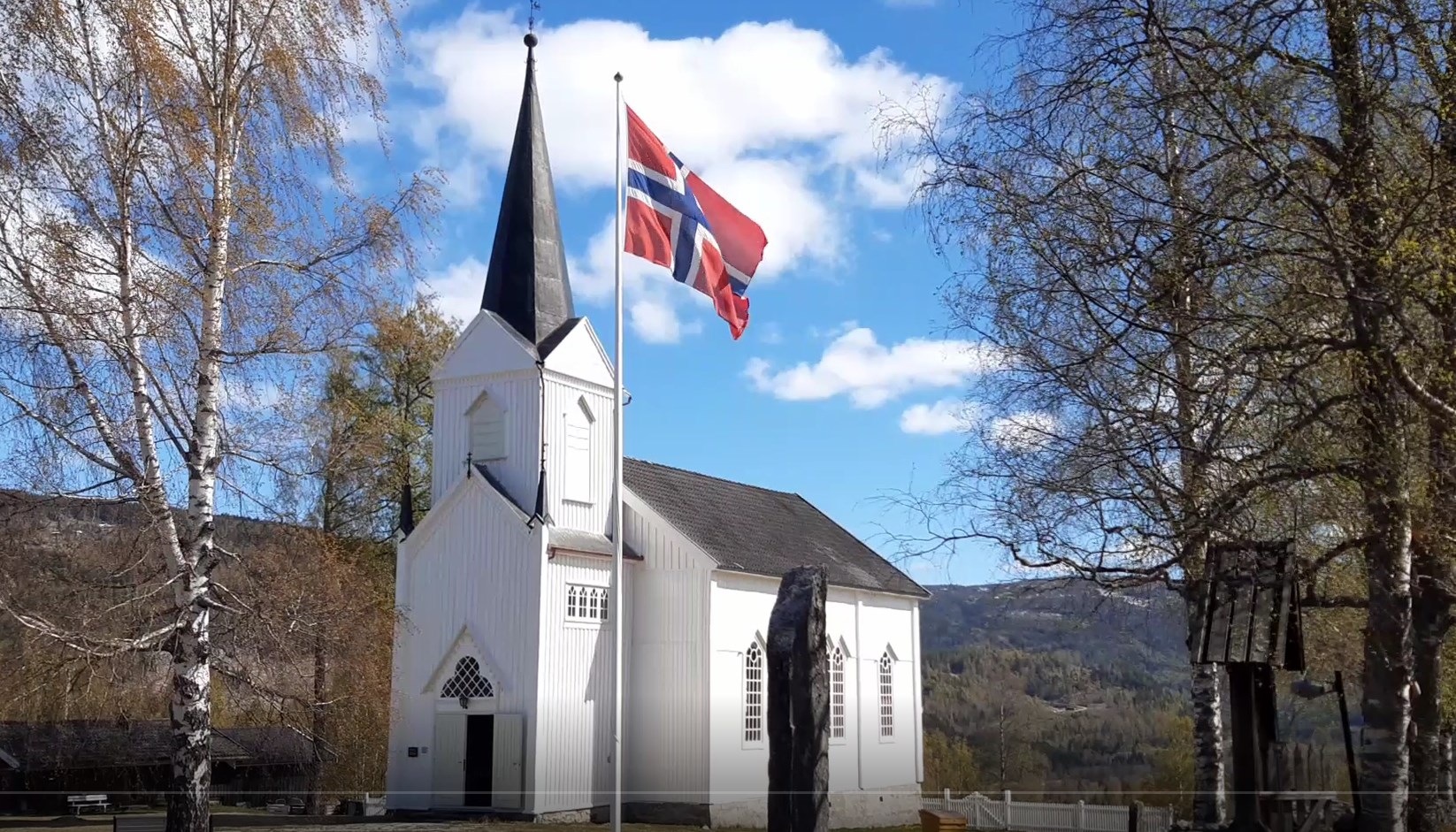 Gudstjeneste 17. mai i Veggli kirke