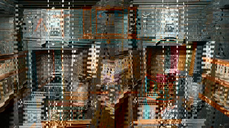 Spennende sommerjobb som omviser i Rollag stavkirke!