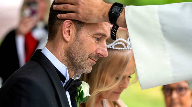 Ute-bryllup på Søya. Foto: Arild R. Hansen