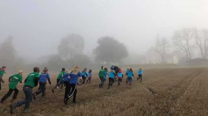 Se musikkvideo med Åmot barnegospel