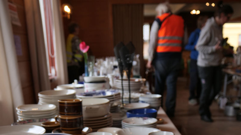 Loppemarked på Vikersund menighetssenter
