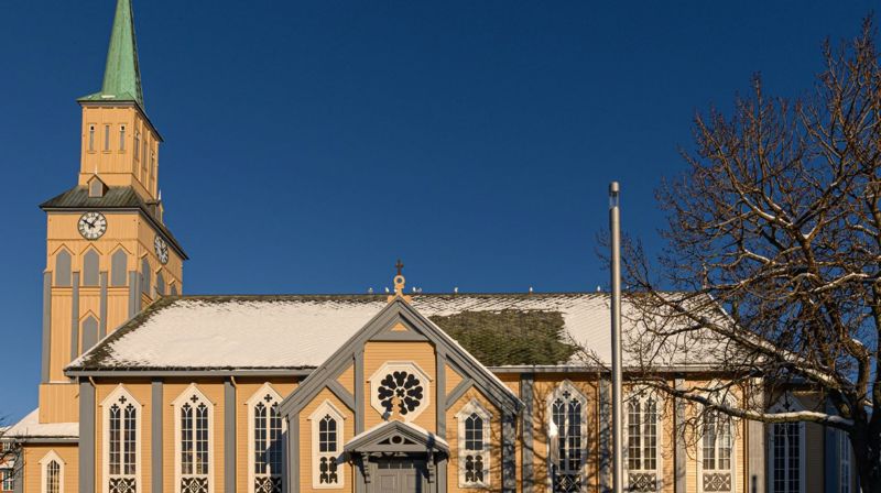 Gudstjenester, lytternes salmeønsker  og mye mer!