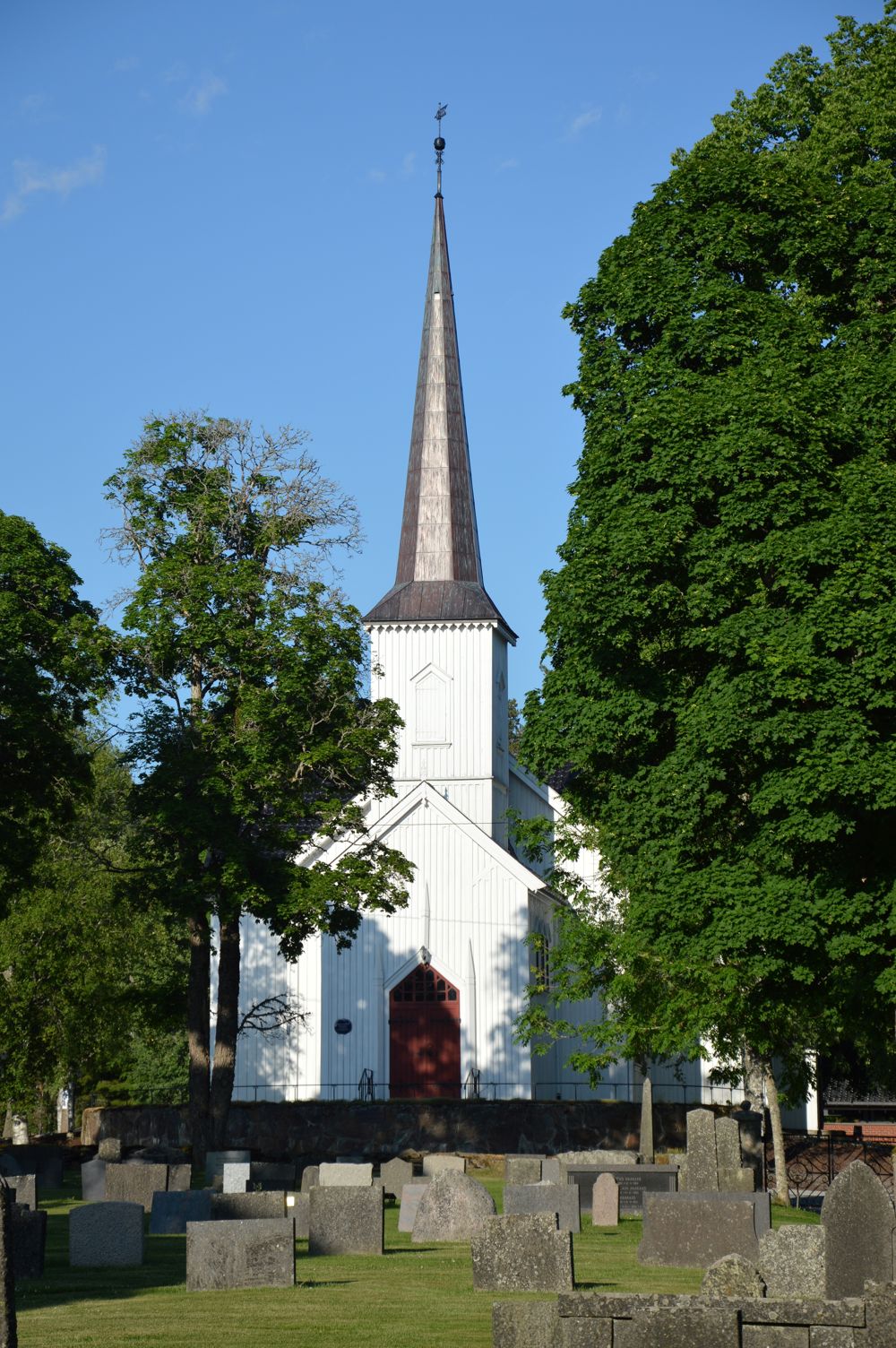 Båstad kirke