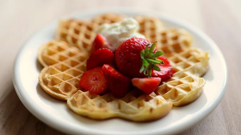 Kaffe og vafler på kirketorget hver torsdag kl.11-13