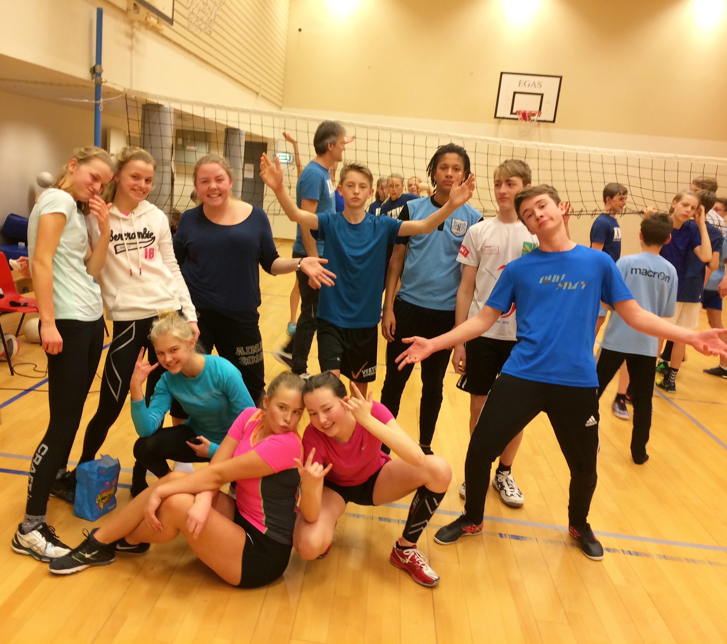 Vi har ledig to 16 % stillinger som ungdomsarbeidere i Ås menighet