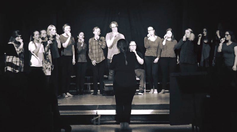 Ås Ten Sing (ligger på is)