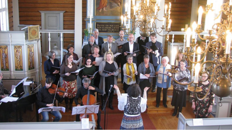 Har du lyst til å synge litt innimellom?