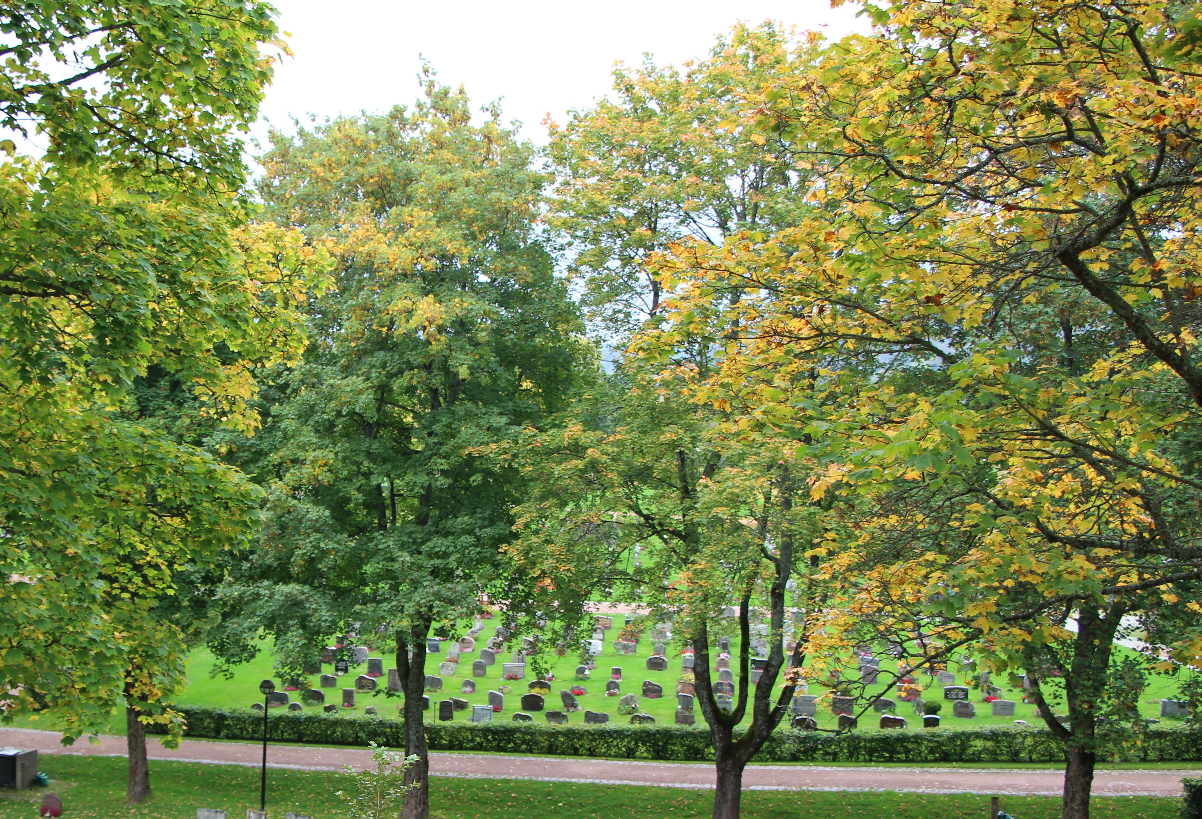 Høst på kirkegårdene