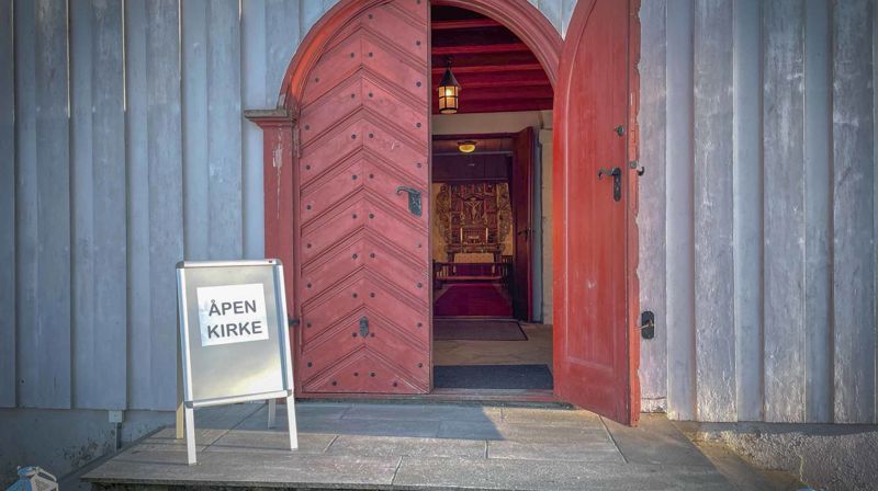 Nå er det mulig å åpne kirkene for stadig flere deltakere og publikum ved arrangementer. Foto: Øystein Mollestad / Asker kirkelige fellesråd
