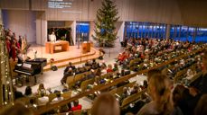 Vardåsen kirke var fullsatt også julaften 2024. Foto: Sven Erling Brusletto
