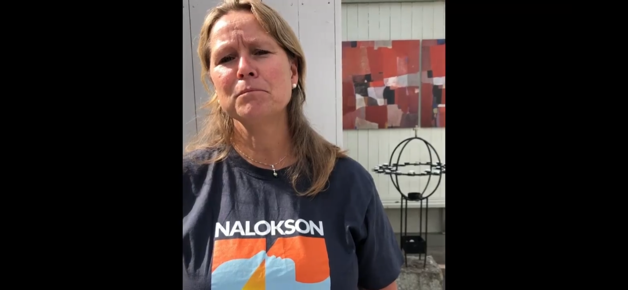 Leder for Kirkens feltarbeid, Gudrun Brøvig Silde, holder apell for Facebooksiden til Den norske kirke i Asker.