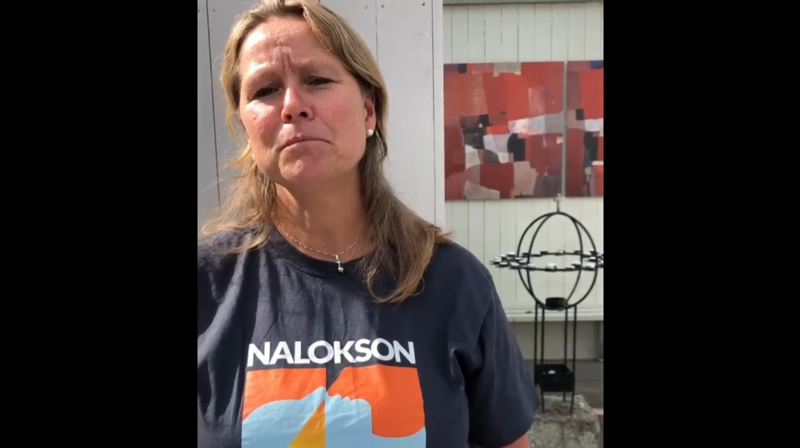 Leder for Kirkens feltarbeid, Gudrun Brøvig Silde, holder apell for Facebooksiden til Den norske kirke i Asker.