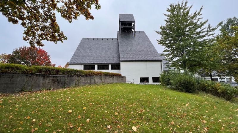 Høstferie for aktivitetene, men velkommen til gudstjenester!