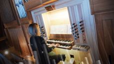 Foto: Kantor Marilyn ved orgelet