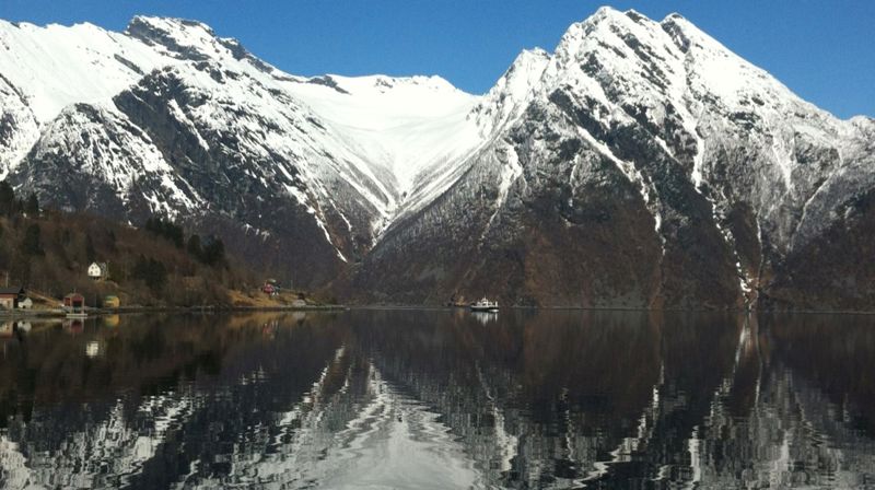 "60 malmfulle røyster frå Sunnmøre"