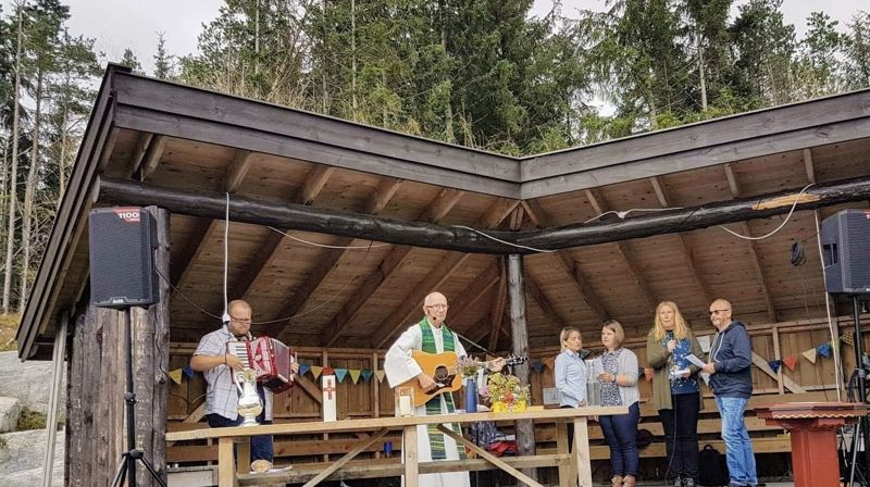 Gudsteneste i Årvikane