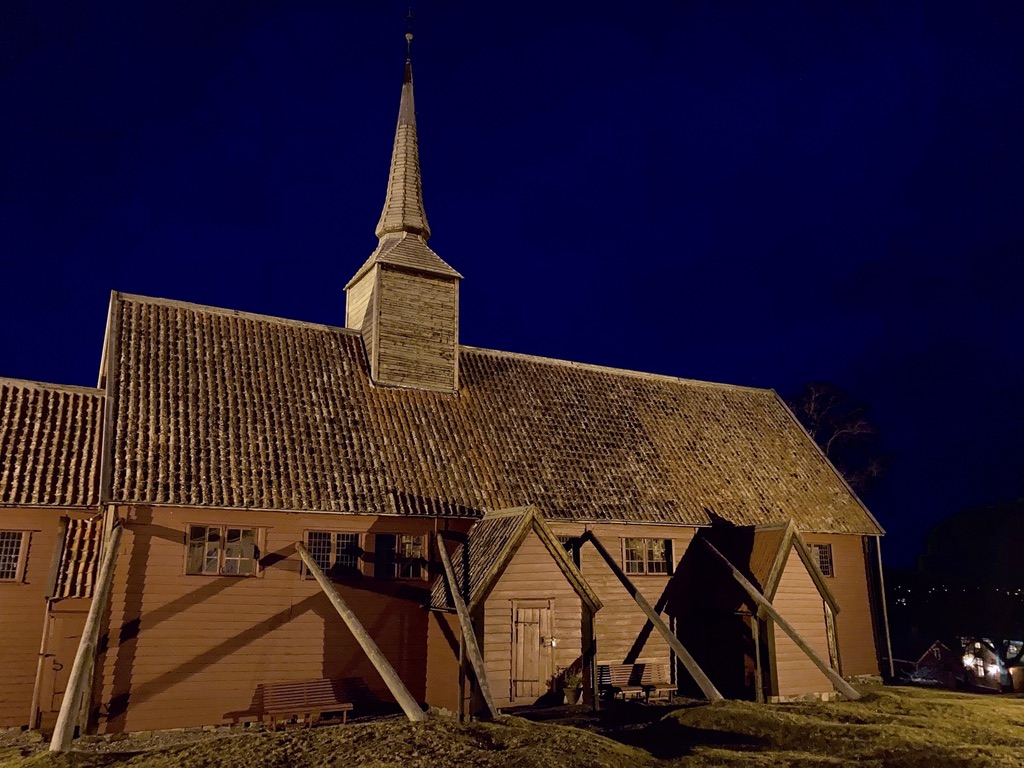 Kyndelsmesse i stavkirken
