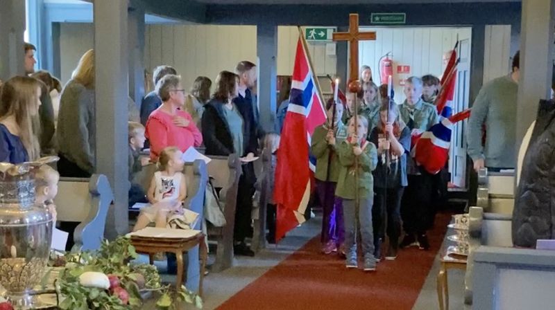 Høsttakkefest i Bremsnes kirke