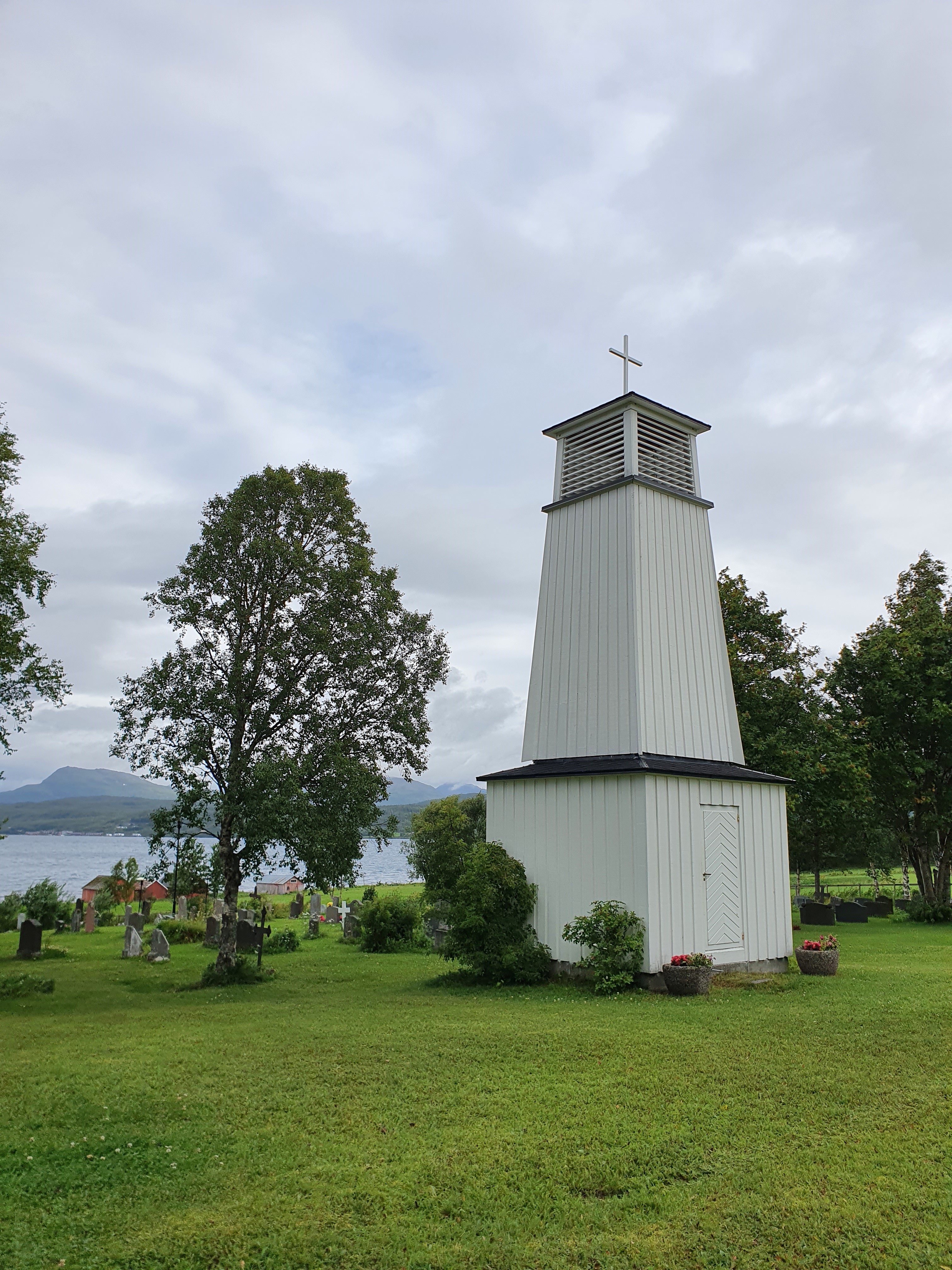 Kirkevik gravlund. Foto: E.Yttervik