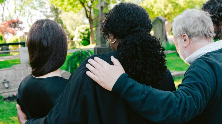 Kirken i Bergen inviterer etterlatte til sorgseminar i Skjold. Foto: Jonathan Vivaas Kise