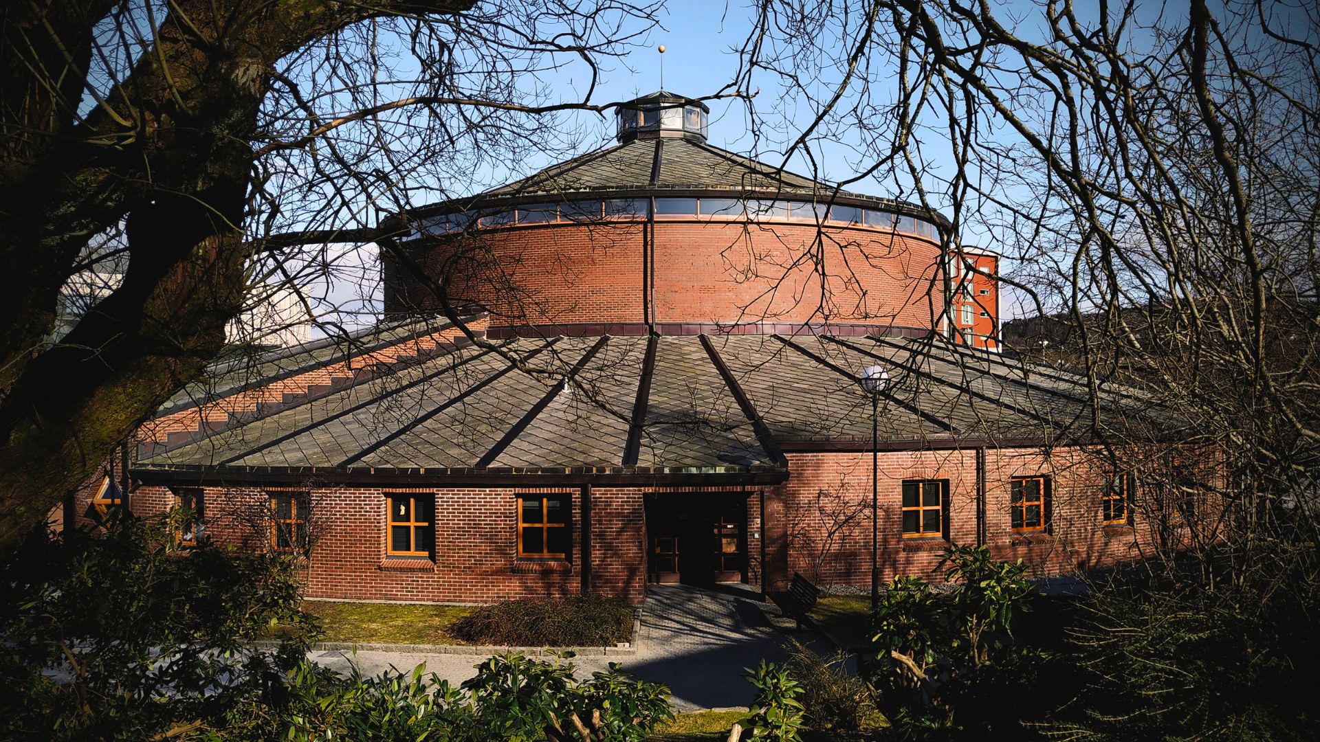 Musikkgudstjeneste med sanger fra vest!