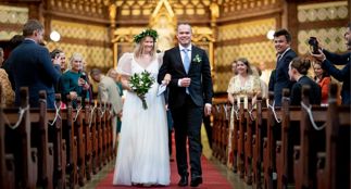Velkommen til kirken for bryllup! Foto: Bo Mathisen/Den norske kirke
