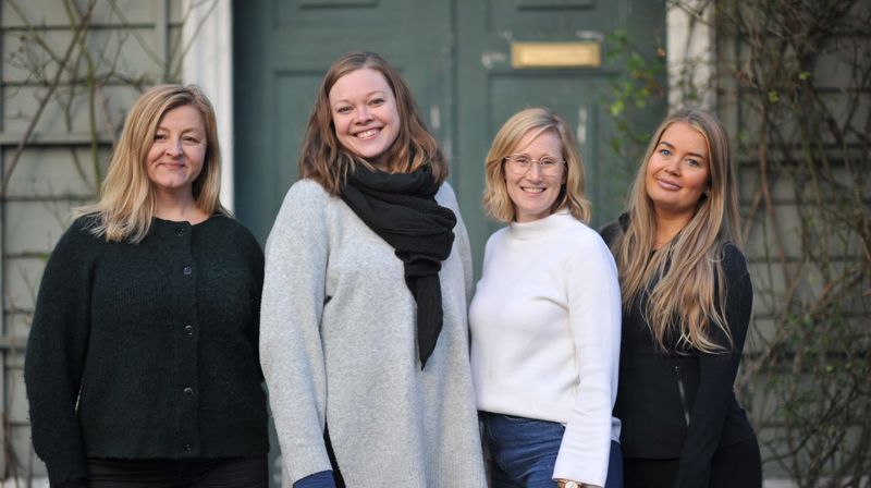 Ungdomsdiakonene i Bergen; Eli Skimmeland, Maria Renså, Maria Grosås og Susanne Tafjord Eriksen.Foto: Gyrid Cecilie Nygaard