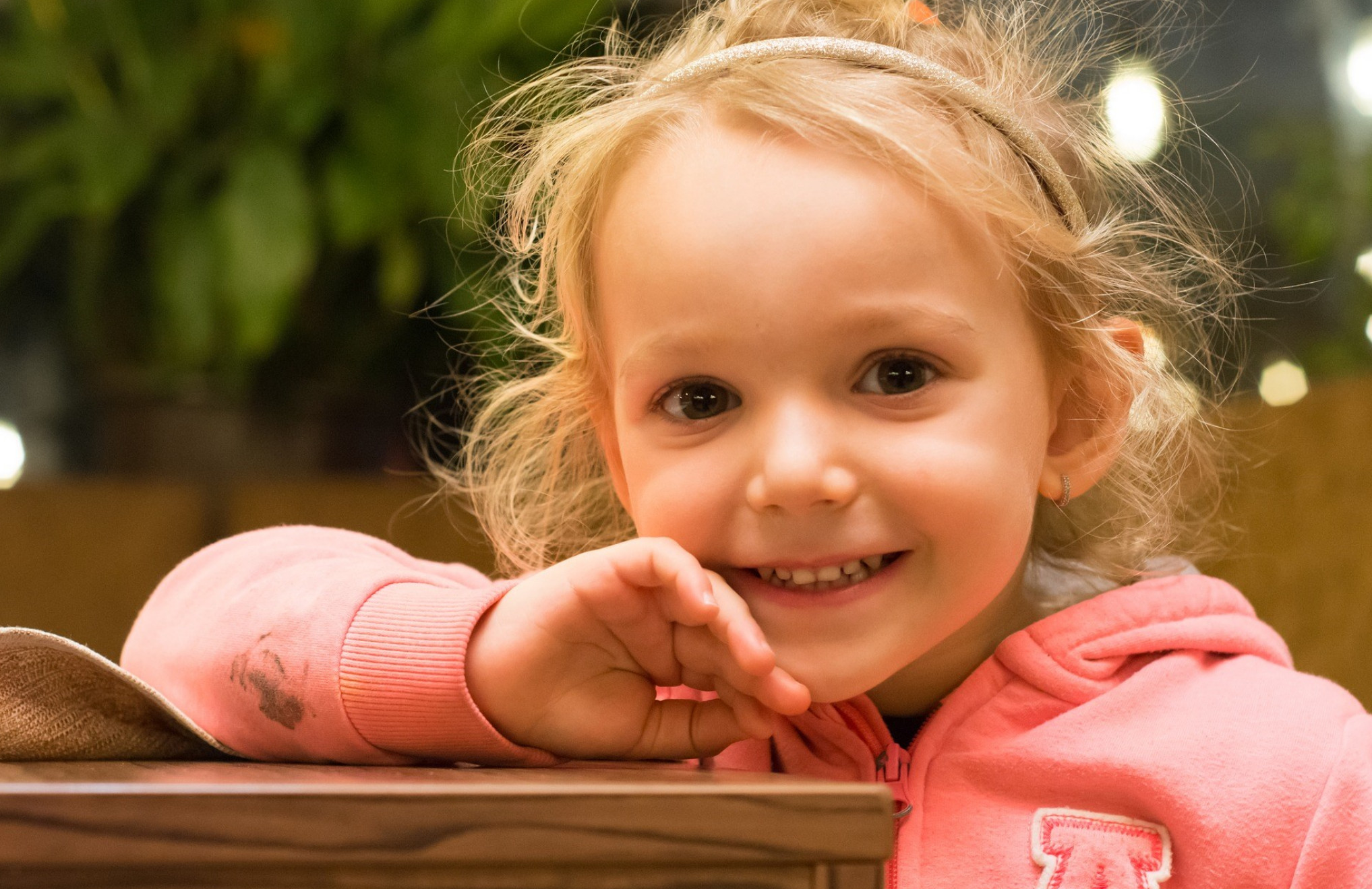 Familiegudstjeneste med utdeling av 4-årsbok