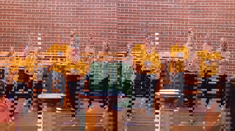 Åsane MOVE er en dansegruppe for og av ungdommer tilknyttet Åsane Menighet.