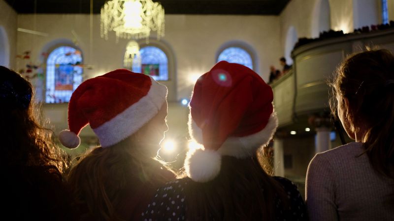 Vil du bli med å synge på julekonsert? Meld deg på og bli med i felleskoret under julekonserten i Nykirken 15. desember.
