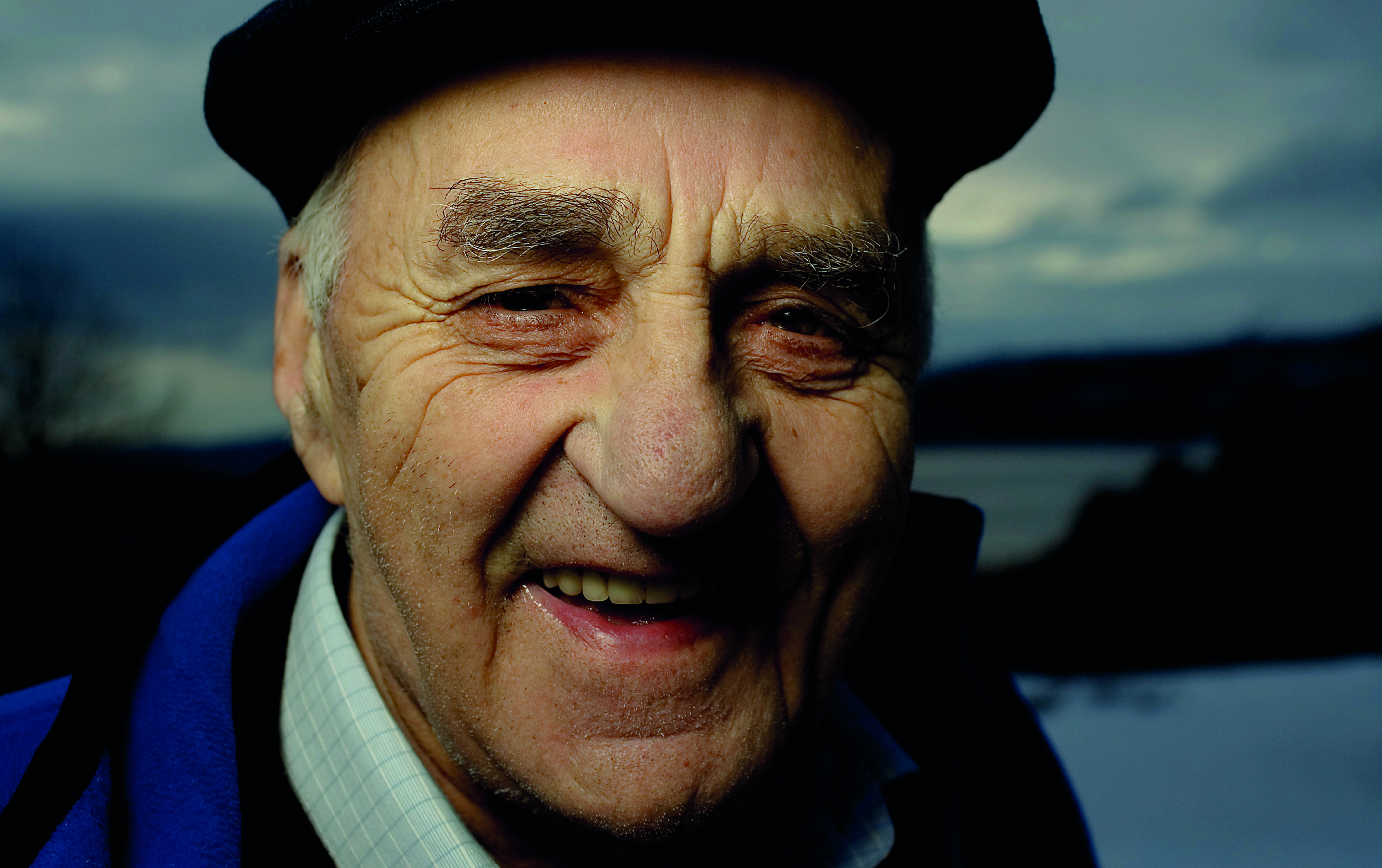 Et møte med Joralf Gjerstad - bedre kjent som Snåsamannen. Hør ham fortelle om sitt liv i Bergen domkirke torsdag 19. september. FOTO: Gyldendal