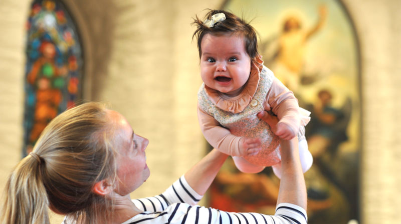 Babysang er tilbud for babyer og foreldre omtrent hver annen uke. Velkommen!