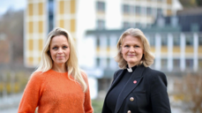 Sokneprest Kjersti Gautestad Norheim og leder for nattravnene Cathrine Lutro er blant initiativtakerne til foreldreaksjonen. Foto: Gyrid Cecilie Nygaard.