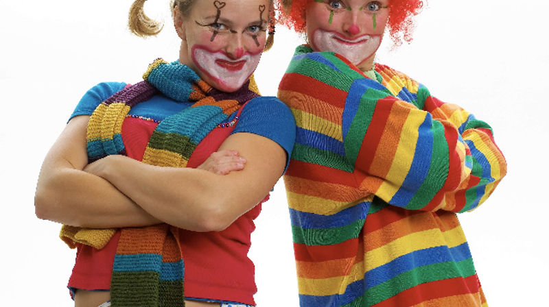 Klovnene Tipp og Topp kommer i barneklubben!