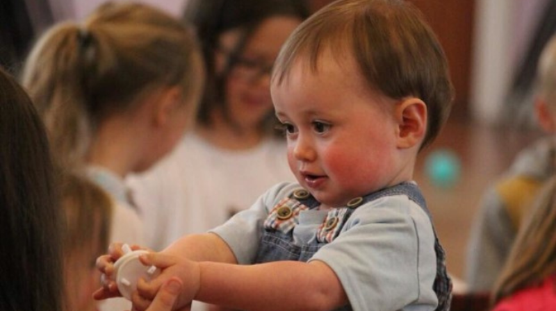 Bilde av et lite barn