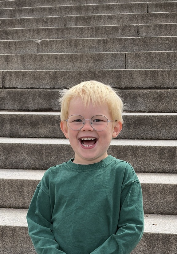 4-årsbok!