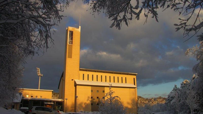 Åpen julekirke - Sælen kirke er åpen i julen til tross for restriksjonene