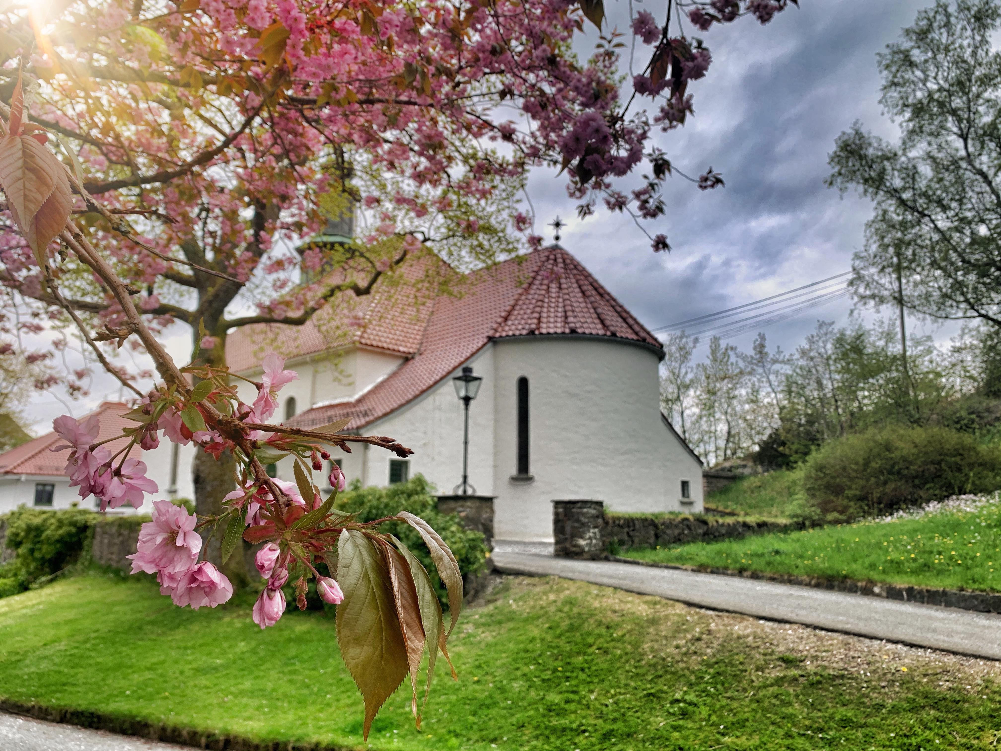 Nå kan vi endelig feire gudstjeneste igjen!