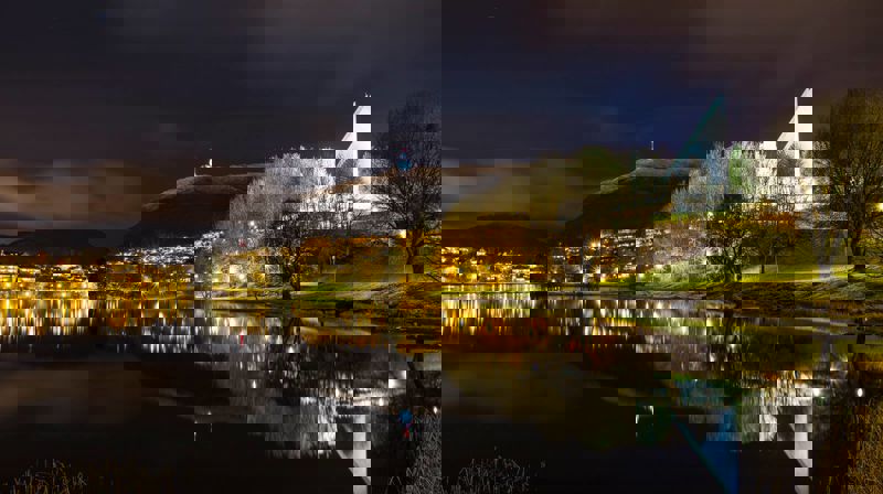 Se jubileumsgudstjenesten her