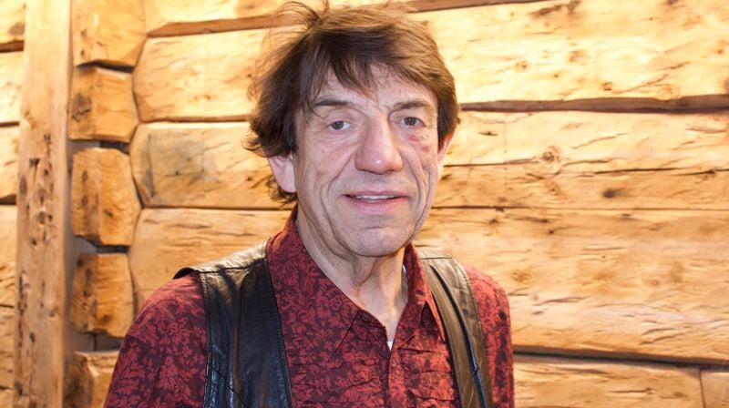 EN LEVENDE TRADISJON: – Draumkvedet eies ikke bare av tradisjonsmusikerne; det er en del av vår fellesarv. Når det gjøres på «nye» måter, åpner det kanskje opp for at flere kan oppdage det, sier Helge Jordal. (Foto: Magne Fonn Hafskor)