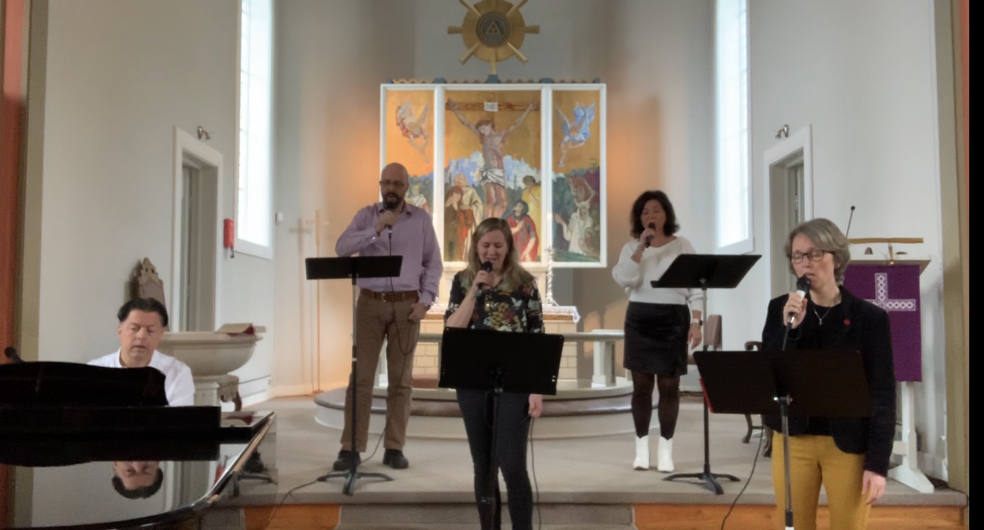 PÅSKESALMER SUNGET AV MEDLEMMER I YA VOKAL