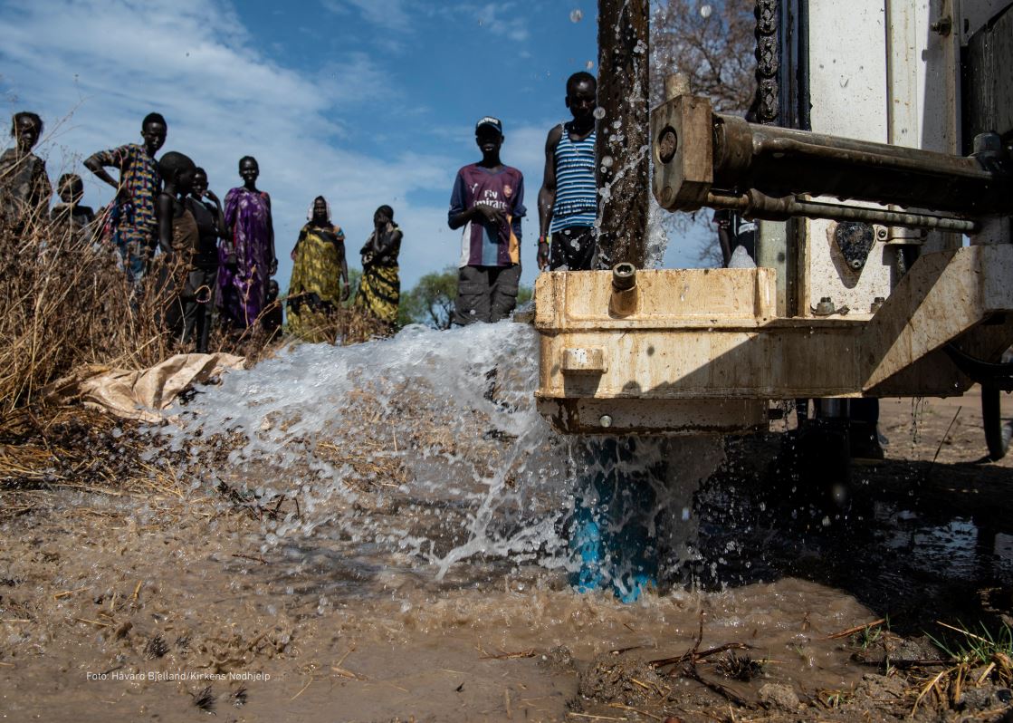 Rent vann er mer enn bare vann. Foto: Håvard Bjelland/ Kirkens Nødhjelp