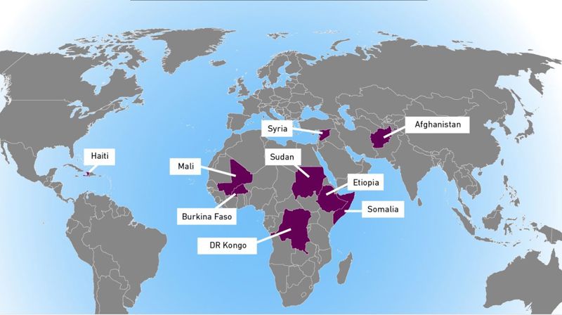 Behovene verden over er enorme, og med din støtte til katastrofefondet kan vi raskt respondere i nødsituasjoner og skape varig endring gjennom både nødhjelp og langsiktige samarbeid med lokalsamfunn. Om det så er distribuering av livsnødvendig nødhjelp, som medisiner, rent vann og varme måltider til de mest sårbare, eller psykososialt arbeid for traumer og overgrep, vil deres donasjon gjøre en betydelig forskjell og bidra til å trygge og bygge en mer rettferdig og bærekraftig verden.